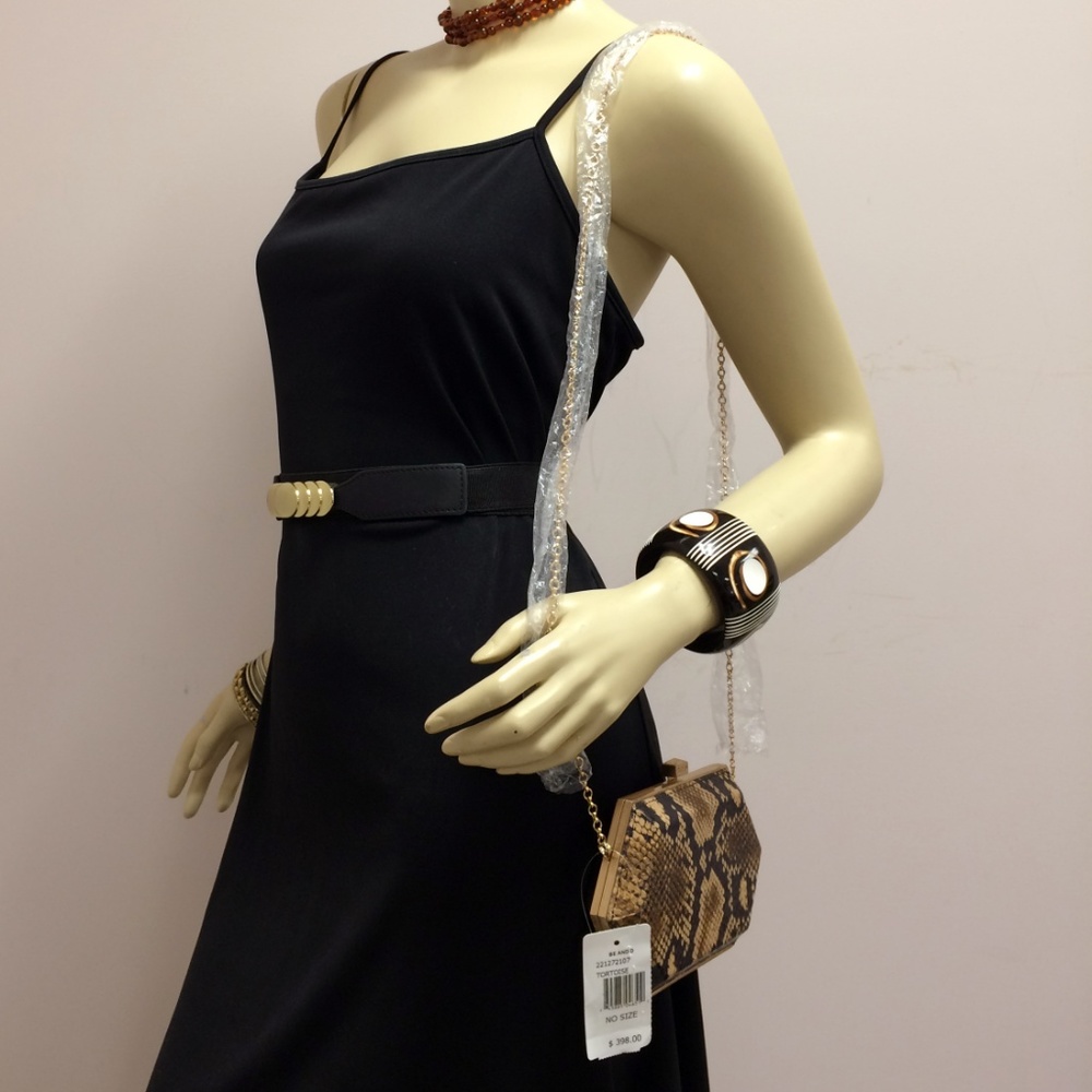 Be & D Snake Embossed Leather Clutch - Picture 2 of 8